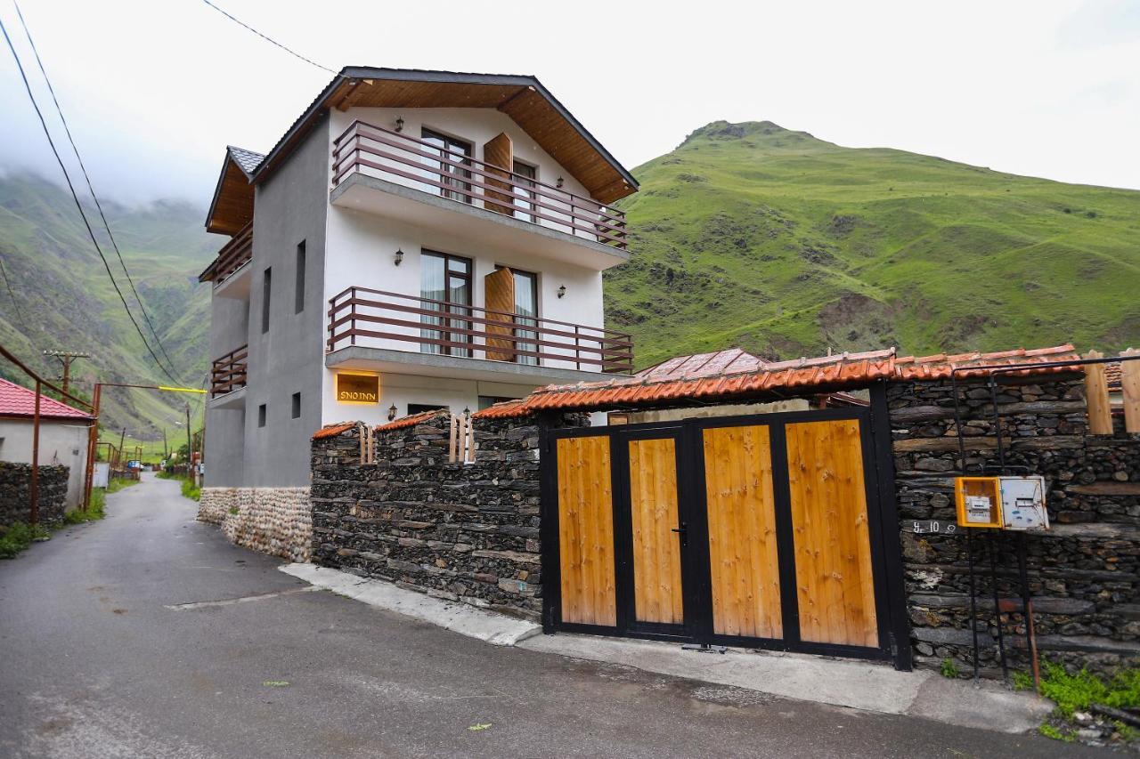 Sno Inn Kazbegi Exterior foto